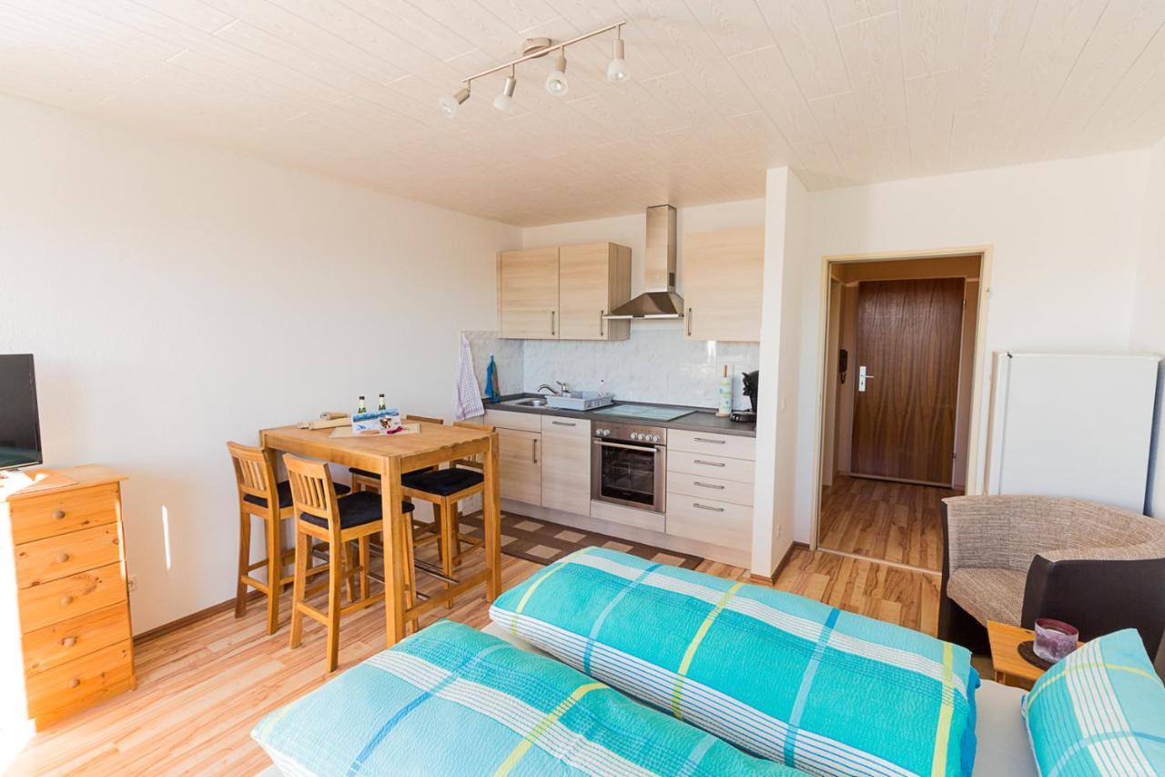 Ferienwohnung Kratzer 발텐호펜 외부 사진